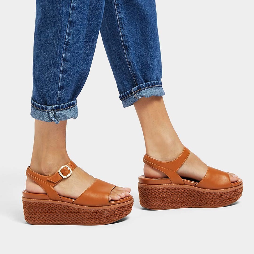 Fitflop Eloise Espadrille Ledersandalen Mit Keilabsatz Und Hinterriemen Hellbraun
