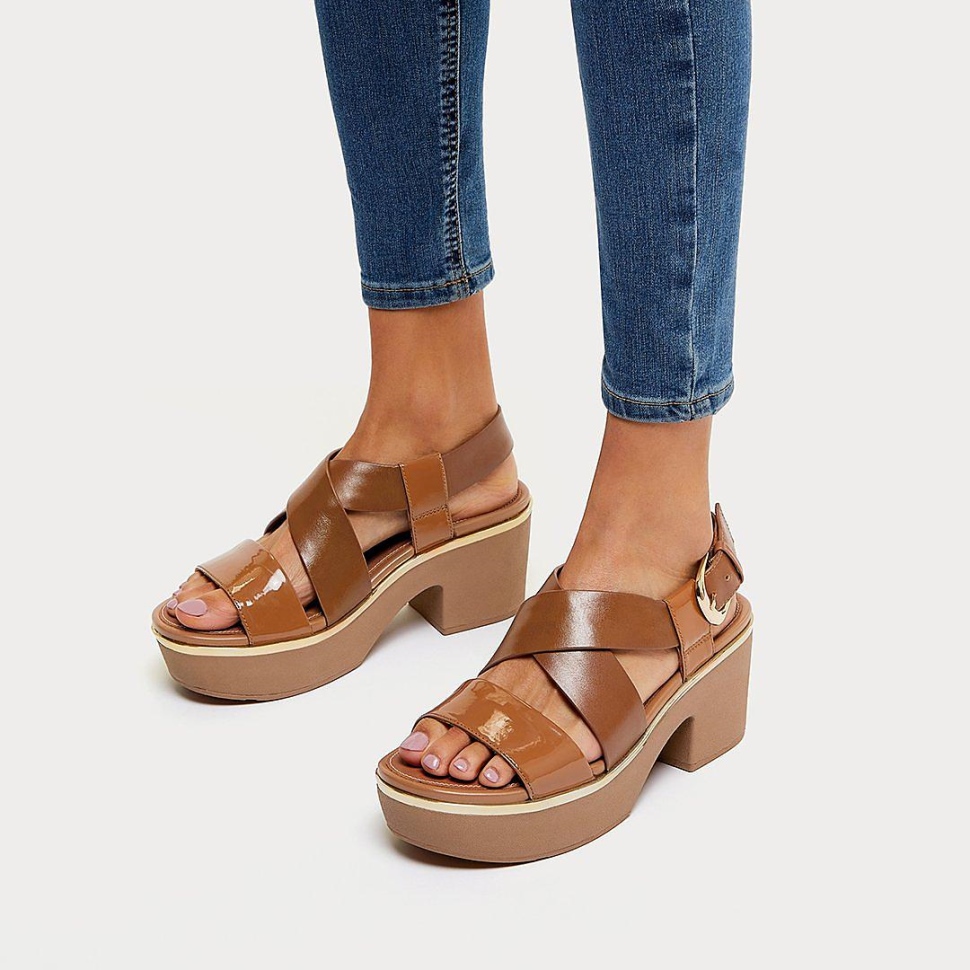 Fitflop Pilar Plateau-Sandalen Aus Lackmix Mit Riemchen In Hellbraun