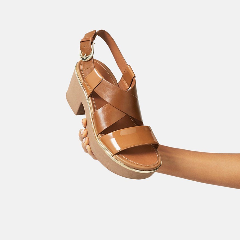 Fitflop Pilar Plateau-Sandalen Aus Lackmix Mit Riemchen In Hellbraun